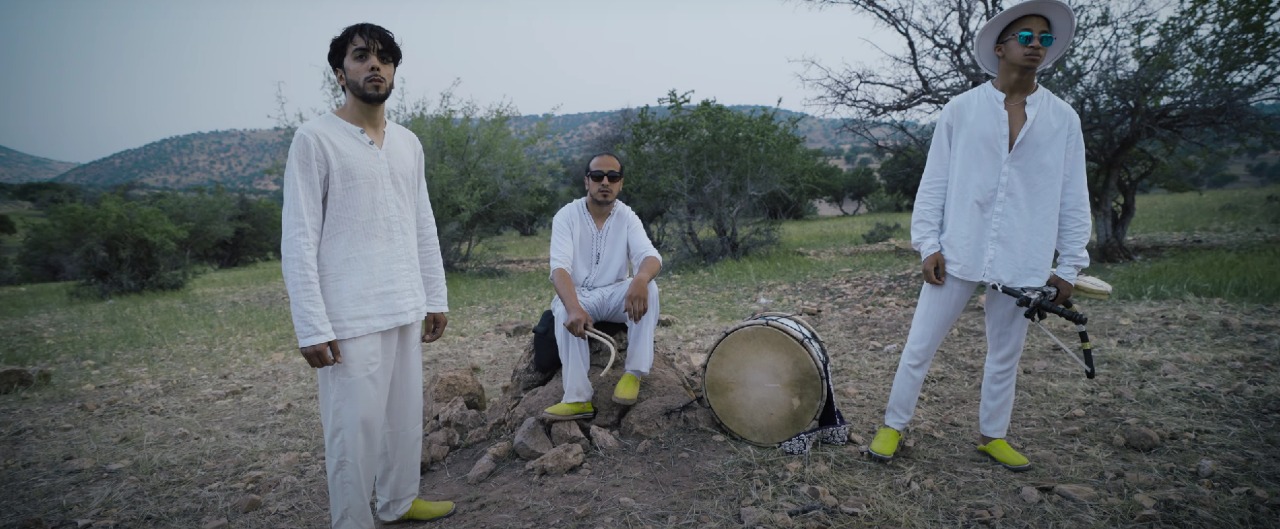 Trio AIS verbindet amazighische Identität mit globalem Sound