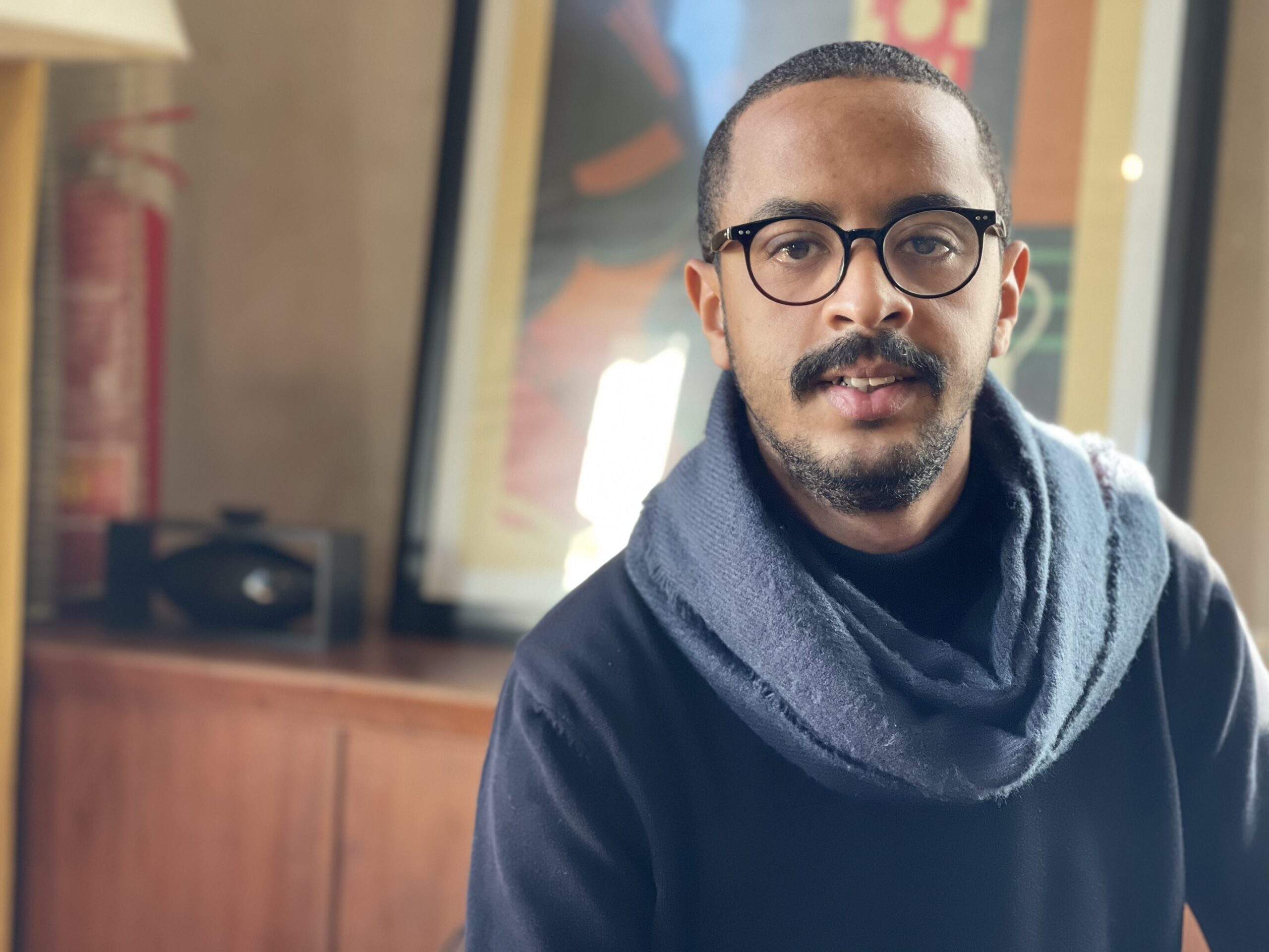 M’bark Harrach – Brückenbauer der Kultur und Stimme einer neuen künstlerischen Generation