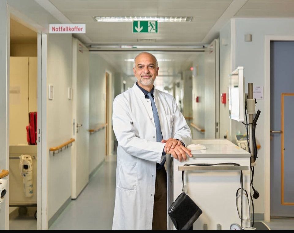 Bundesverdienstkreuz für Prof. Dr. Jalid Sehouli – Auszeichnung für Pionierleistung in der Krebsforschung, Patienten-Empowerment und deutsch-marokkanische Brückenarbeit